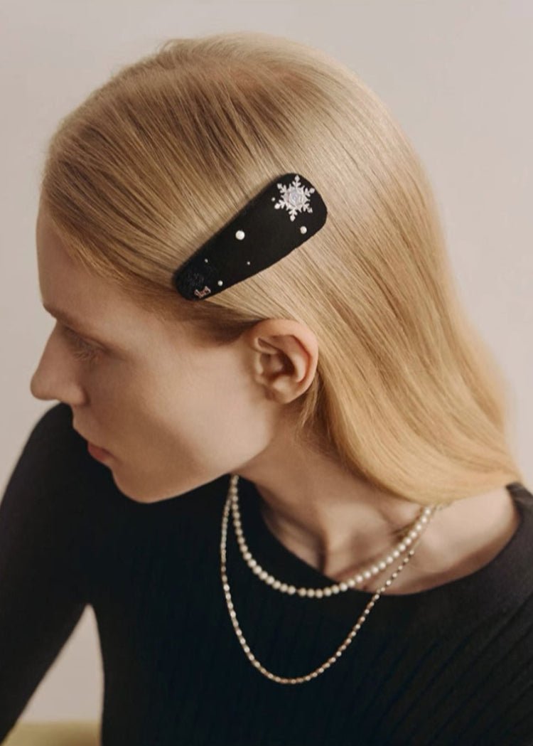 Snowflake Velvet BB Bangs Side Clip Hair Clip - MAIXUN